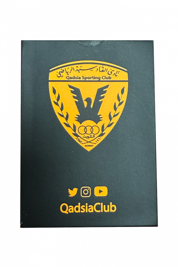 أوراق لعب ورقية